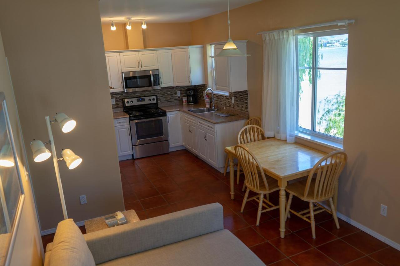 Sandy Beach Suites Osoyoos Extérieur photo