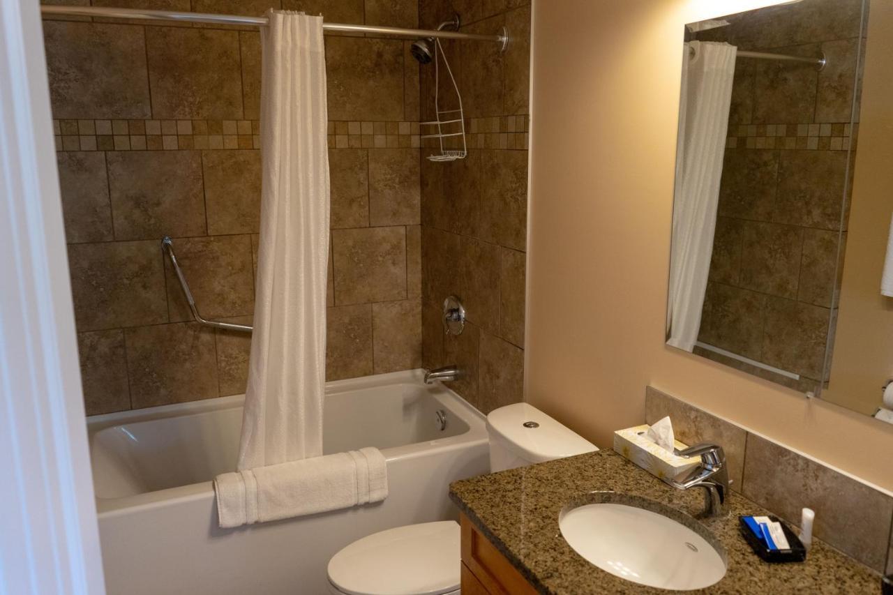 Sandy Beach Suites Osoyoos Extérieur photo