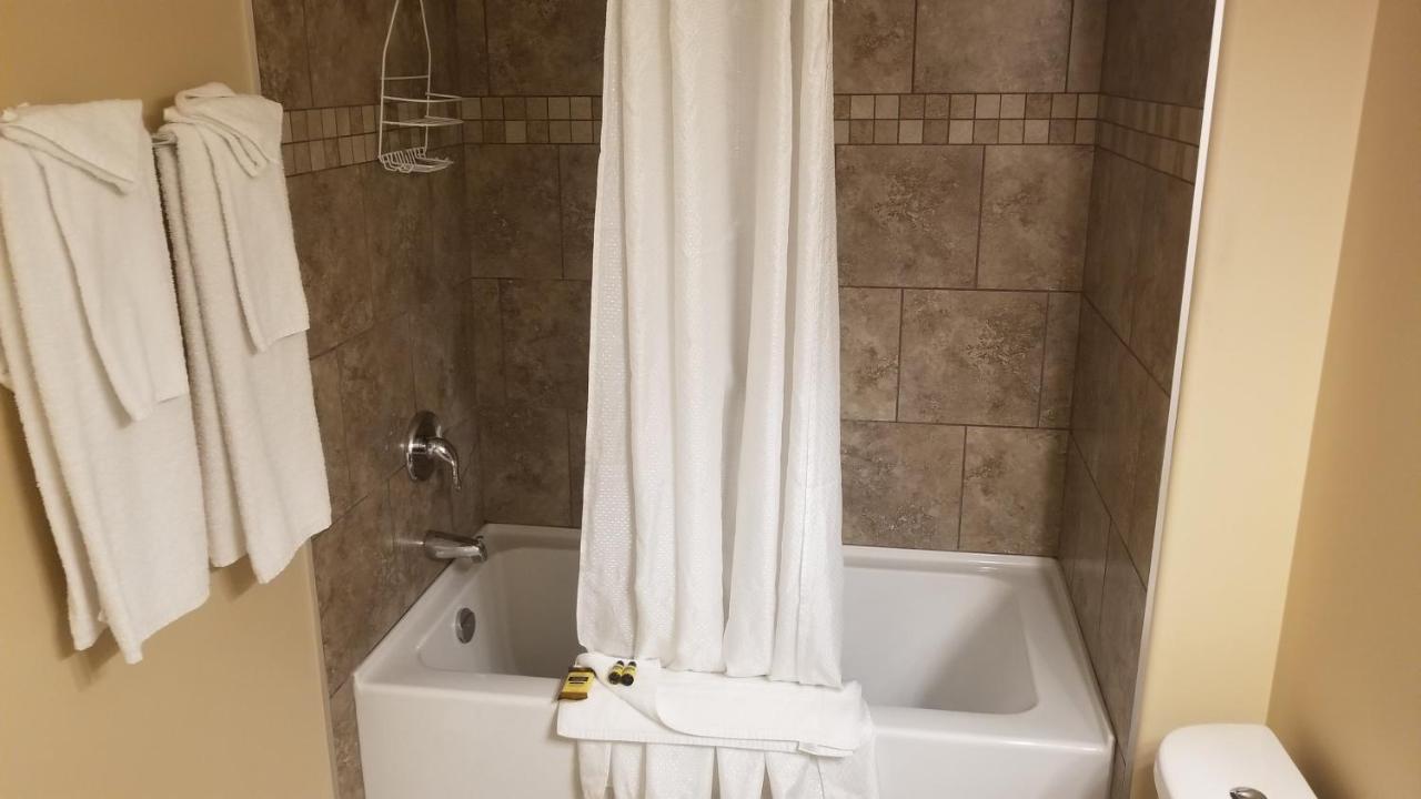 Sandy Beach Suites Osoyoos Extérieur photo