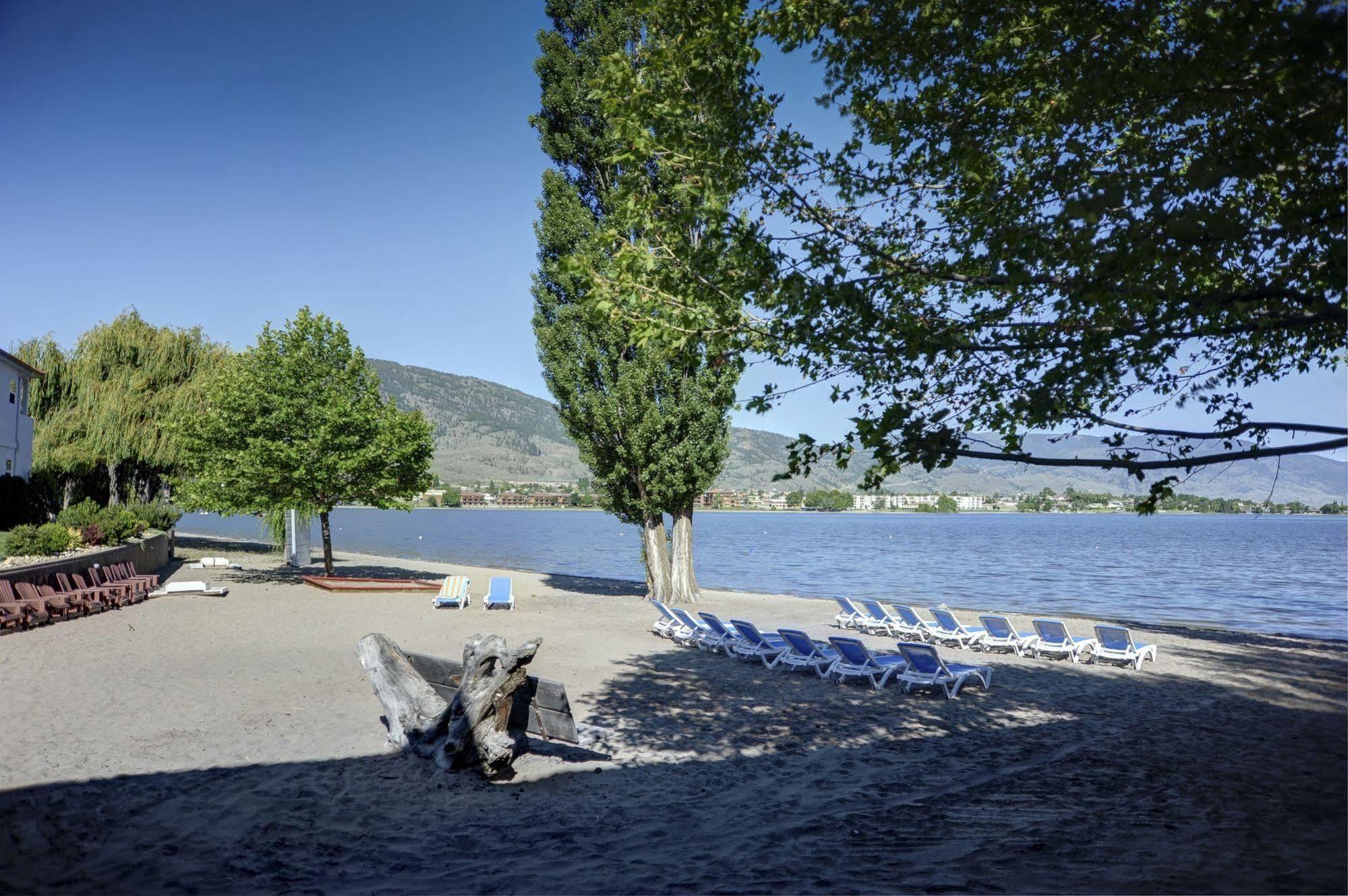 Sandy Beach Suites Osoyoos Extérieur photo